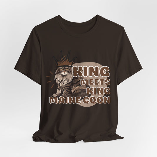 King Meets King Maine Coon Men T-Shirt