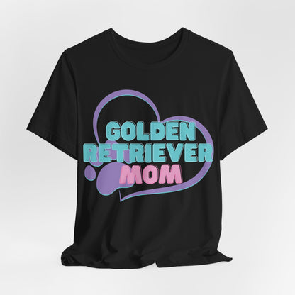 Golden Retriever Mom Women T-Shirt