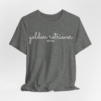 Golden Retriever Mom Women T-Shirt
