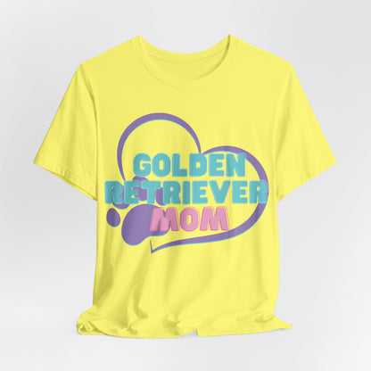 Golden Retriever Mom Women T-Shirt